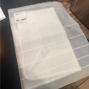 Monos Hybrid M Luggage Cover